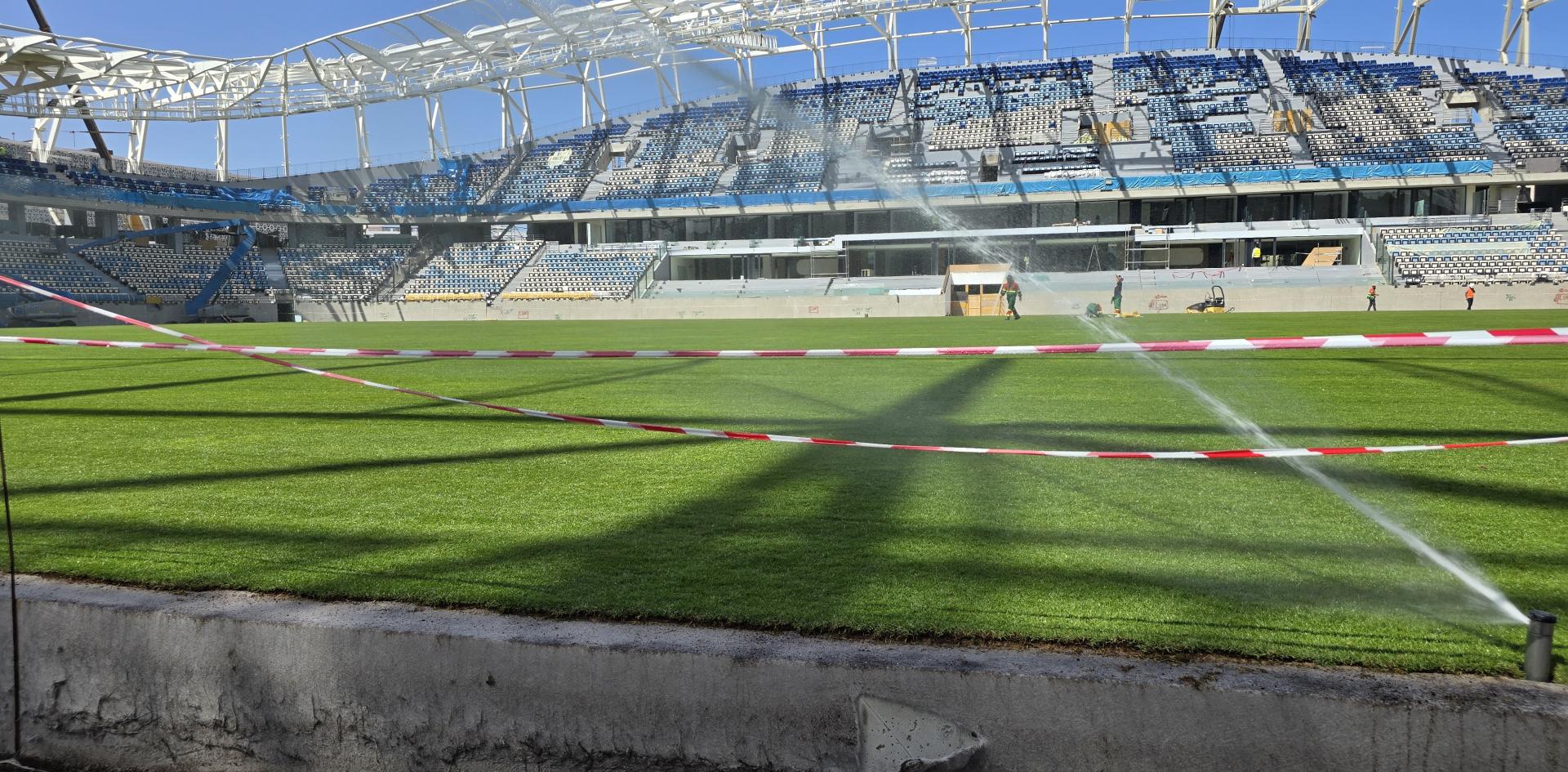 Le grand stade de Tanger renouvelle son système d'Irrigation