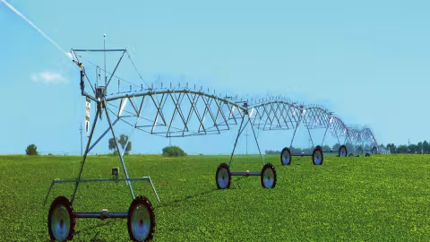 THE DAILY AMOUNT TO BE APPLIED (MM/DAY) DETERMINES THE FLOW RATE REQUIRED BY THE EQUIPMENT