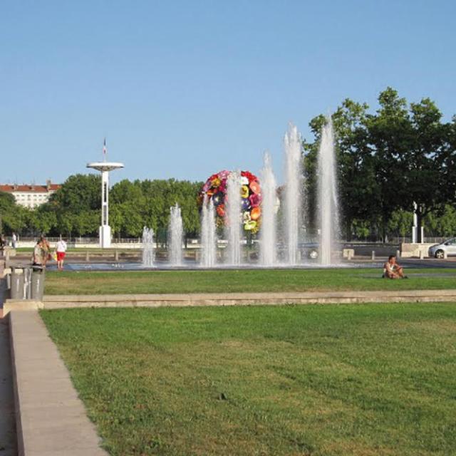 There are so many initiatives mushrooming everywhere in France, which allow for a better management of this resource. This is particularly the case for Lyons, Narbonne or even Merignac.